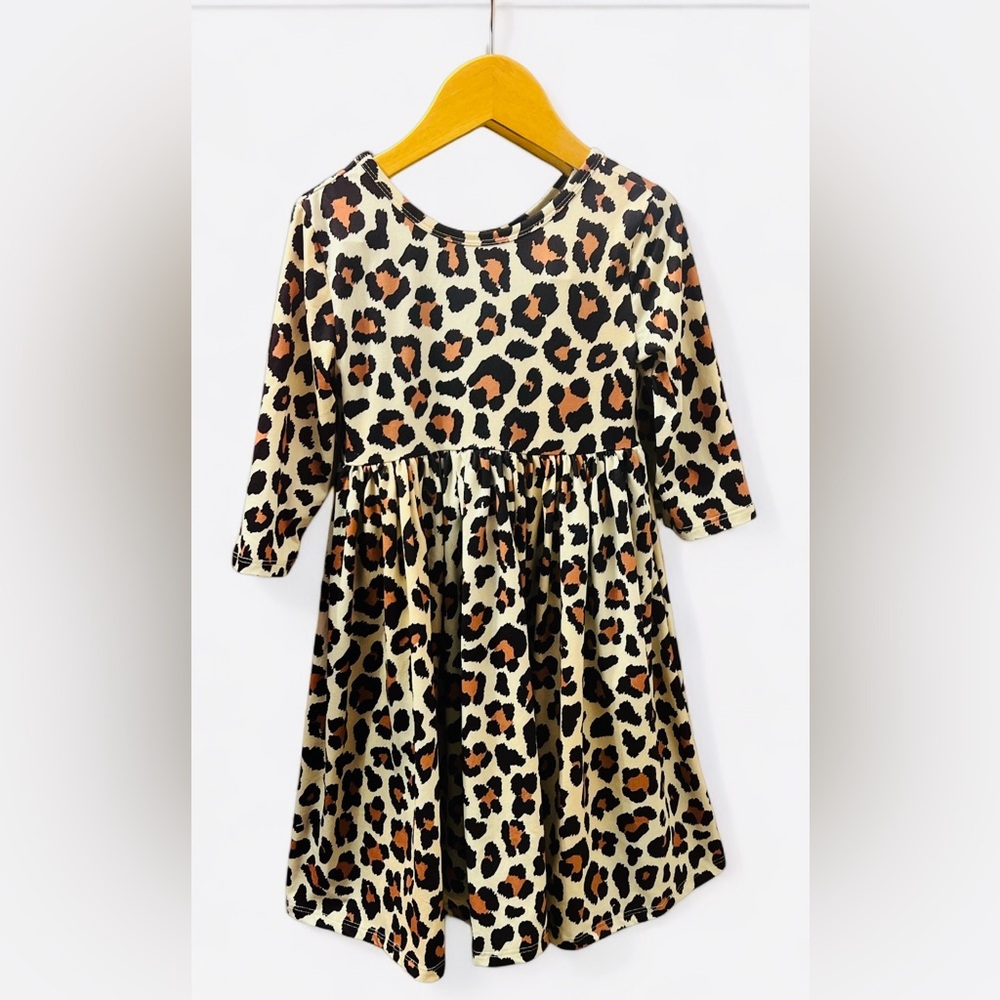 MiLA & Rose WILD ONE 3/4 SLEEVE POCKET TWIRL DRESS